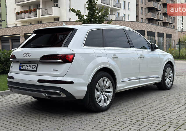 Белый Ауди Ку 7, объемом двигателя 3 л и пробегом 139 тыс. км за 38000 $, фото 2 на Automoto.ua