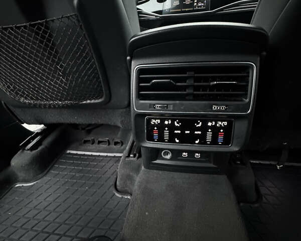 Белый Ауди Ку 7, объемом двигателя 3 л и пробегом 79 тыс. км за 56000 $, фото 28 на Automoto.ua