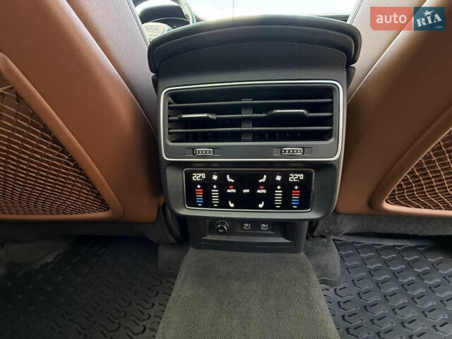 Ауди Ку 7 2020 в Виннице на Automoto.ua Белый Ауди Ку 7, объемом двигателя 3 л и пробегом 73 тыс. км за 54500 $, фото 22 на Automoto.ua