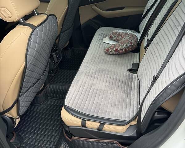 Белый Ауди Ку 7, объемом двигателя 3 л и пробегом 124 тыс. км за 45999 $, фото 19 на Automoto.ua