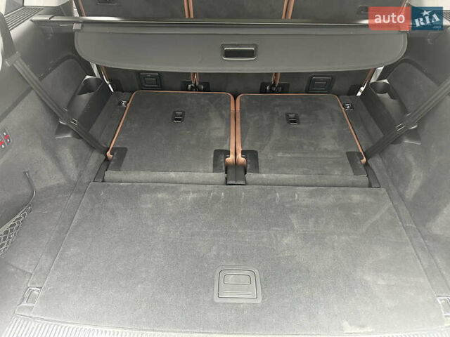 Белый Ауди Ку 7, объемом двигателя 3 л и пробегом 94 тыс. км за 58000 $, фото 9 на Automoto.ua