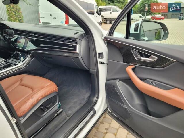 Белый Ауди Ку 7, объемом двигателя 3 л и пробегом 96 тыс. км за 55000 $, фото 26 на Automoto.ua