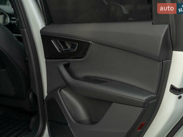 Белый Ауди Ку 7, объемом двигателя 3 л и пробегом 51 тыс. км за 53900 $, фото 57 на Automoto.ua