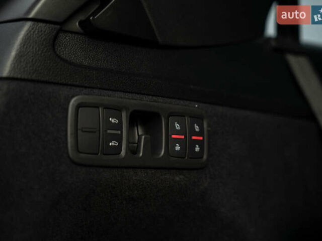 Белый Ауди Ку 7, объемом двигателя 3 л и пробегом 51 тыс. км за 53900 $, фото 52 на Automoto.ua