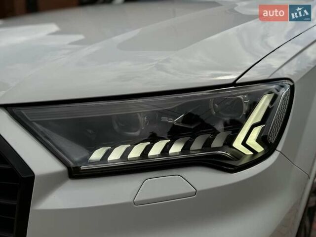 Білий Ауді Ку 7, об'ємом двигуна 3 л та пробігом 125 тис. км за 60499 $, фото 6 на Automoto.ua