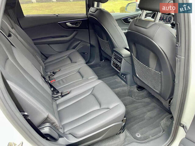 Белый Ауди Ку 7, объемом двигателя 3 л и пробегом 187 тыс. км за 46999 $, фото 16 на Automoto.ua