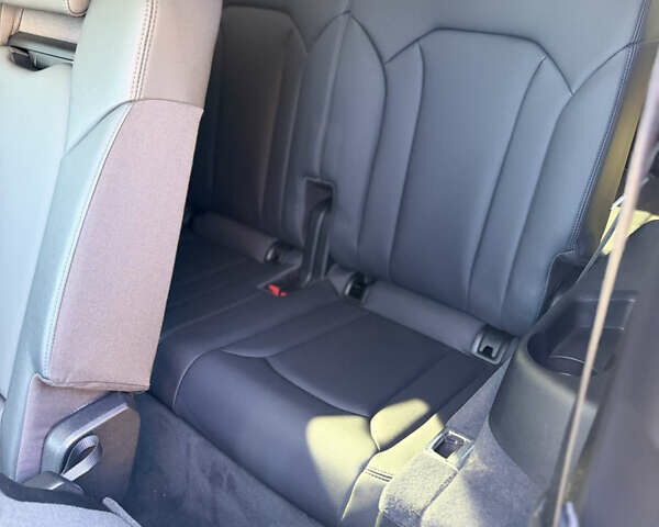 Белый Ауди Ку 7, объемом двигателя 1.98 л и пробегом 115 тыс. км за 42500 $, фото 8 на Automoto.ua