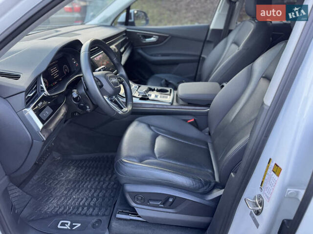 Белый Ауди Ку 7, объемом двигателя 3 л и пробегом 86 тыс. км за 43500 $, фото 13 на Automoto.ua