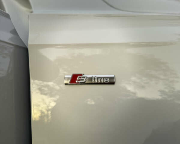 Білий Ауді Ку 7, об'ємом двигуна 3 л та пробігом 95 тис. км за 57000 $, фото 26 на Automoto.ua