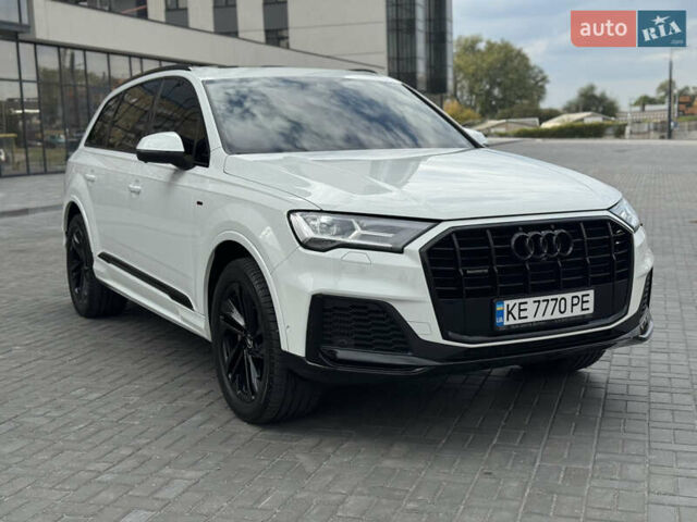 Білий Ауді Ку 7, об'ємом двигуна 3 л та пробігом 70 тис. км за 49600 $, фото 1 на Automoto.ua