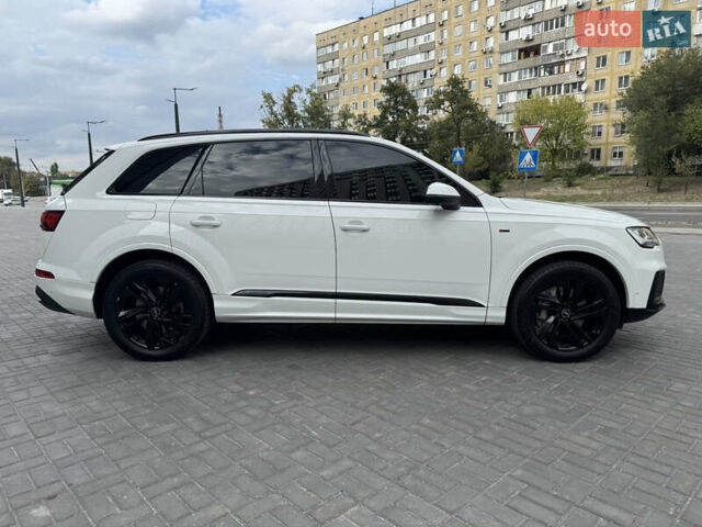 Білий Ауді Ку 7, об'ємом двигуна 3 л та пробігом 70 тис. км за 49600 $, фото 11 на Automoto.ua