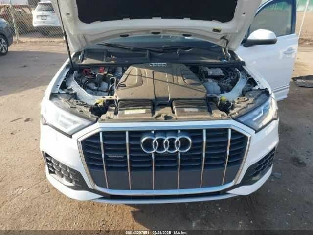 Білий Ауді Ку 7, об'ємом двигуна 2 л та пробігом 93 тис. км за 17500 $, фото 9 на Automoto.ua