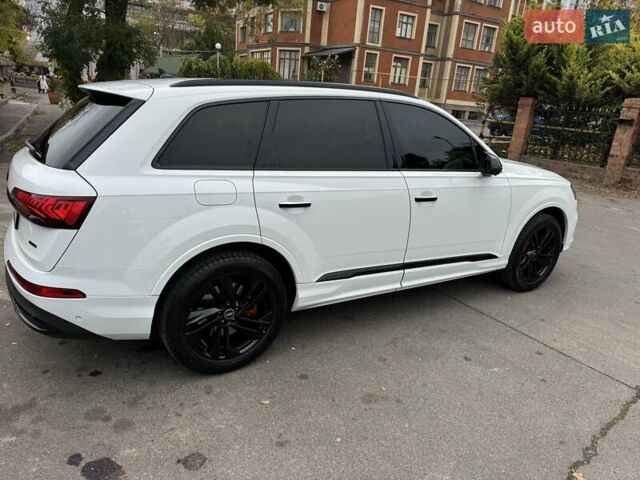 Белый Ауди Ку 7, объемом двигателя 3 л и пробегом 124 тыс. км за 45999 $, фото 4 на Automoto.ua