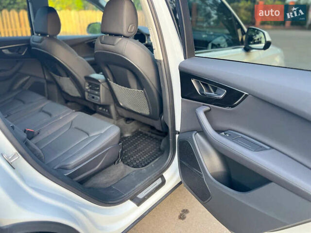 Белый Ауди Ку 7, объемом двигателя 1.98 л и пробегом 115 тыс. км за 35000 $, фото 15 на Automoto.ua