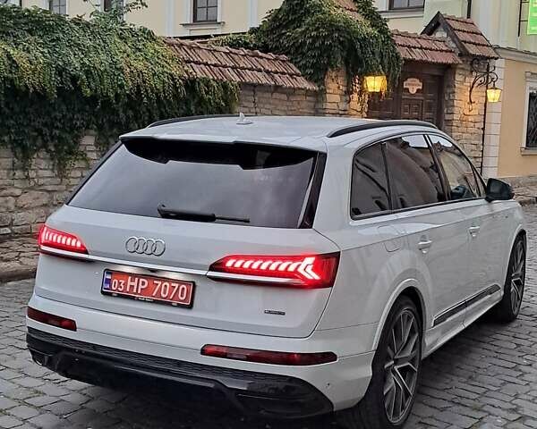 Белый Ауди Ку 7, объемом двигателя 3 л и пробегом 110 тыс. км за 62566 $, фото 9 на Automoto.ua