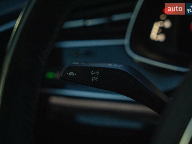 Белый Ауди Ку 7, объемом двигателя 3 л и пробегом 111 тыс. км за 46700 $, фото 23 на Automoto.ua