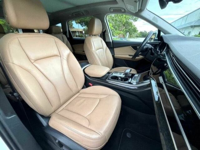 Білий Ауді Ку 7, об'ємом двигуна 3 л та пробігом 42 тис. км за 13400 $, фото 11 на Automoto.ua