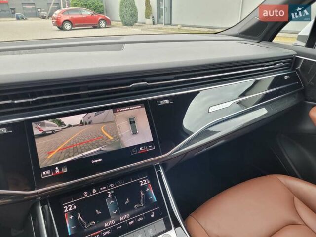 Белый Ауди Ку 7, объемом двигателя 3 л и пробегом 96 тыс. км за 55000 $, фото 47 на Automoto.ua