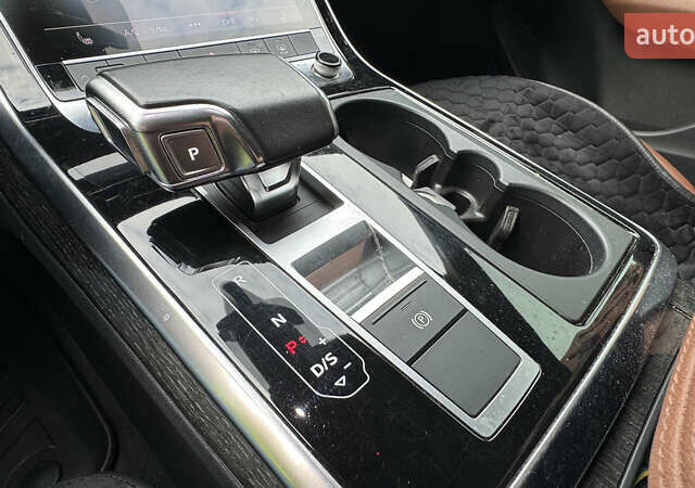 Белый Ауди Ку 7, объемом двигателя 3 л и пробегом 139 тыс. км за 38000 $, фото 9 на Automoto.ua