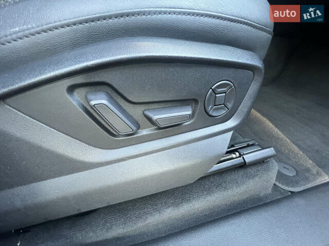 Білий Ауді Ку 7, об'ємом двигуна 3 л та пробігом 85 тис. км за 42500 $, фото 27 на Automoto.ua