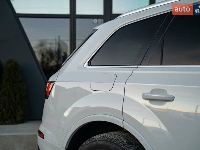 Белый Ауди Ку 7, объемом двигателя 3 л и пробегом 111 тыс. км за 46700 $, фото 7 на Automoto.ua