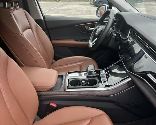 Белый Ауди Ку 7, объемом двигателя 3 л и пробегом 94 тыс. км за 58000 $, фото 14 на Automoto.ua