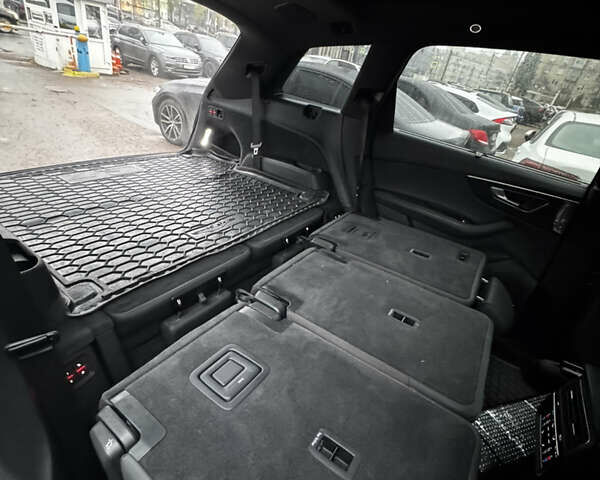 Белый Ауди Ку 7, объемом двигателя 3 л и пробегом 79 тыс. км за 56000 $, фото 23 на Automoto.ua