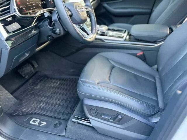 Ауді Ку 7 2020 у Києві на Automoto.ua Білий Ауді Ку 7, об'ємом двигуна 3 л та пробігом 54 тис. км за 36500 $, фото 9 на Automoto.ua