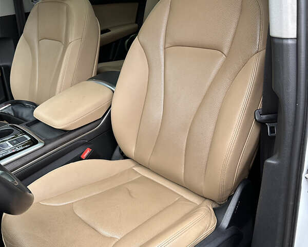 Ауди Ку 7 2020 в Киеве на Automoto.ua Белый Ауди Ку 7, объемом двигателя 3 л и пробегом 127 тыс. км за 45900 $, фото 33 на Automoto.ua
