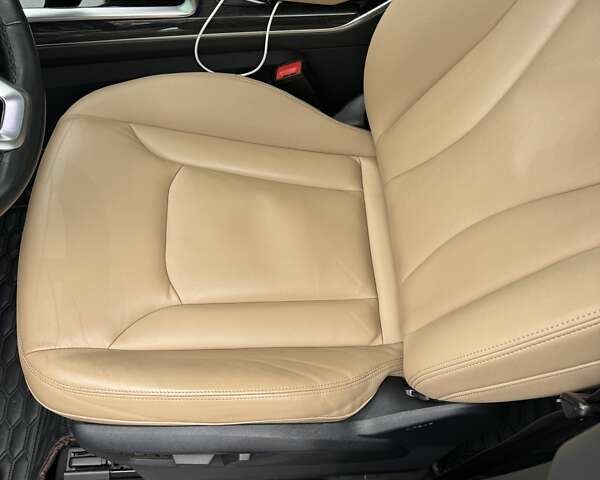 Белый Ауди Ку 7, объемом двигателя 3 л и пробегом 124 тыс. км за 45999 $, фото 17 на Automoto.ua