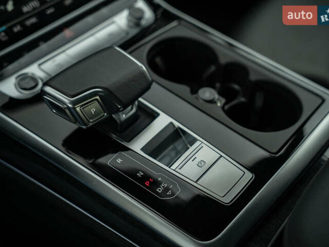 Белый Ауди Ку 7, объемом двигателя 3 л и пробегом 51 тыс. км за 53900 $, фото 41 на Automoto.ua