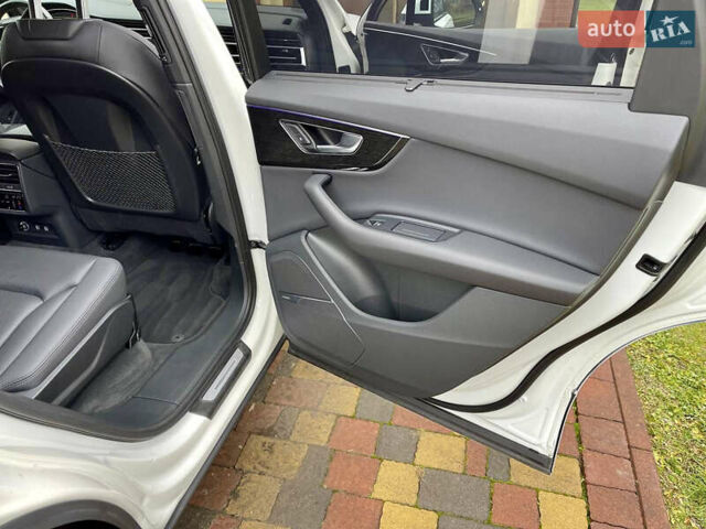 Белый Ауди Ку 7, объемом двигателя 3 л и пробегом 187 тыс. км за 46999 $, фото 14 на Automoto.ua