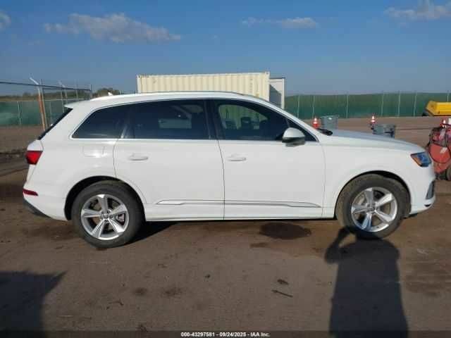 Білий Ауді Ку 7, об'ємом двигуна 2 л та пробігом 93 тис. км за 17500 $, фото 12 на Automoto.ua