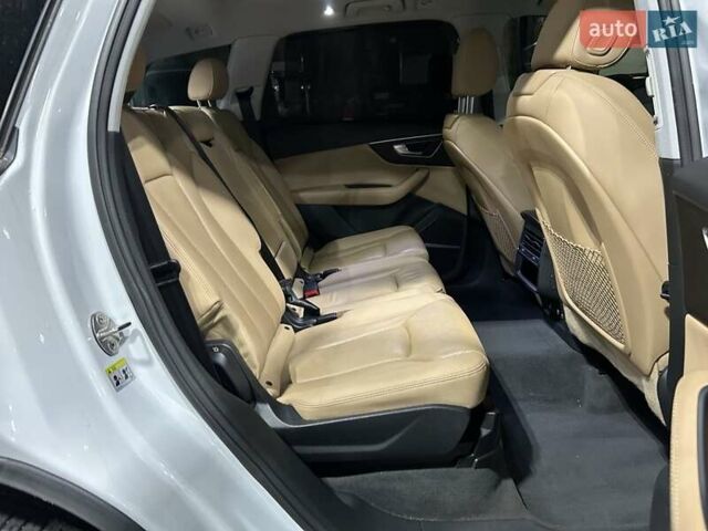 Белый Ауди Ку 7, объемом двигателя 3 л и пробегом 125 тыс. км за 41950 $, фото 44 на Automoto.ua
