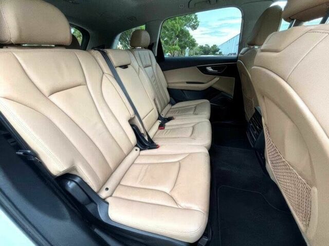 Білий Ауді Ку 7, об'ємом двигуна 3 л та пробігом 42 тис. км за 13400 $, фото 15 на Automoto.ua
