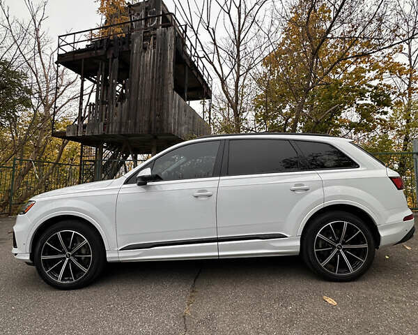 Ауди Ку 7 2020 в Киеве на Automoto.ua Белый Ауди Ку 7, объемом двигателя 3 л и пробегом 127 тыс. км за 45900 $, фото 2 на Automoto.ua