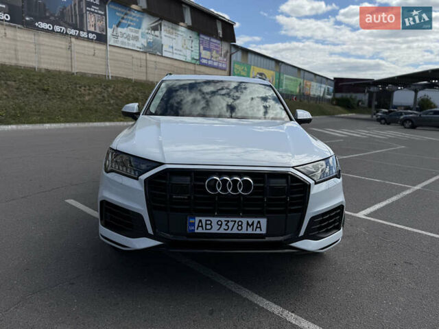 Белый Ауди Ку 7, объемом двигателя 3 л и пробегом 73 тыс. км за 54500 $, фото 3 на Automoto.ua