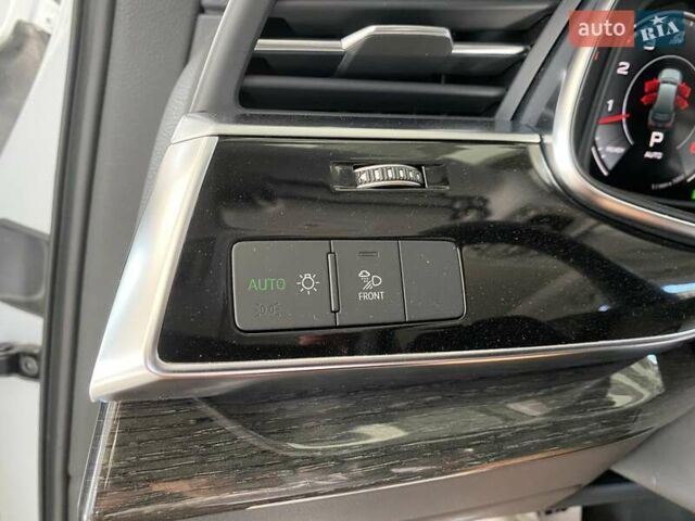 Білий Ауді Ку 7, об'ємом двигуна 3 л та пробігом 80 тис. км за 44500 $, фото 28 на Automoto.ua