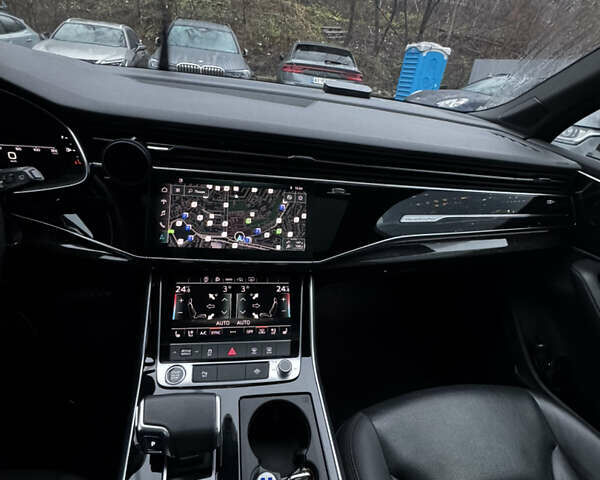 Белый Ауди Ку 7, объемом двигателя 3 л и пробегом 79 тыс. км за 56000 $, фото 40 на Automoto.ua