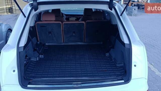 Білий Ауді Ку 7, об'ємом двигуна 3 л та пробігом 98 тис. км за 58000 $, фото 4 на Automoto.ua