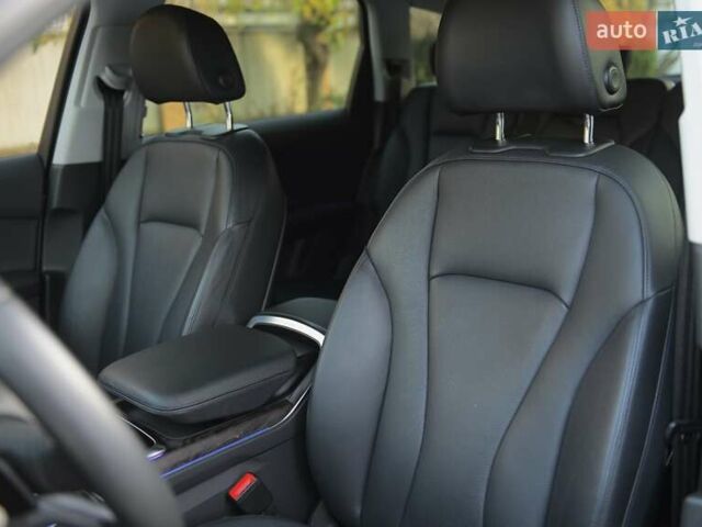 Белый Ауди Ку 7, объемом двигателя 2.97 л и пробегом 91 тыс. км за 65999 $, фото 5 на Automoto.ua