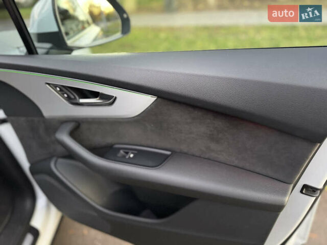 Білий Ауді Ку 7, об'ємом двигуна 3 л та пробігом 95 тис. км за 57000 $, фото 23 на Automoto.ua