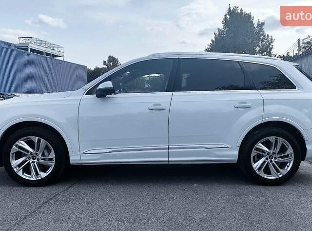 Белый Ауди Ку 7, объемом двигателя 3 л и пробегом 89 тыс. км за 55000 $, фото 5 на Automoto.ua