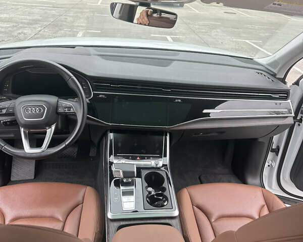 Белый Ауди Ку 7, объемом двигателя 3 л и пробегом 94 тыс. км за 58000 $, фото 18 на Automoto.ua