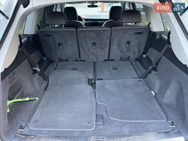 Белый Ауди Ку 7, объемом двигателя 3 л и пробегом 86 тыс. км за 43500 $, фото 28 на Automoto.ua