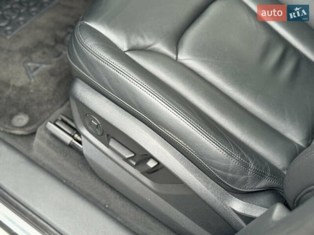 Білий Ауді Ку 7, об'ємом двигуна 3 л та пробігом 70 тис. км за 49600 $, фото 26 на Automoto.ua