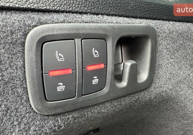 Белый Ауди Ку 7, объемом двигателя 3 л и пробегом 139 тыс. км за 38000 $, фото 22 на Automoto.ua