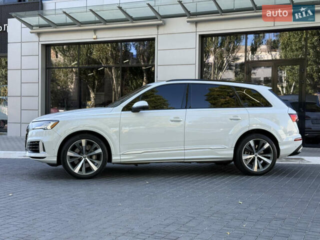 Білий Ауді Ку 7, об'ємом двигуна 3 л та пробігом 77 тис. км за 54900 $, фото 5 на Automoto.ua