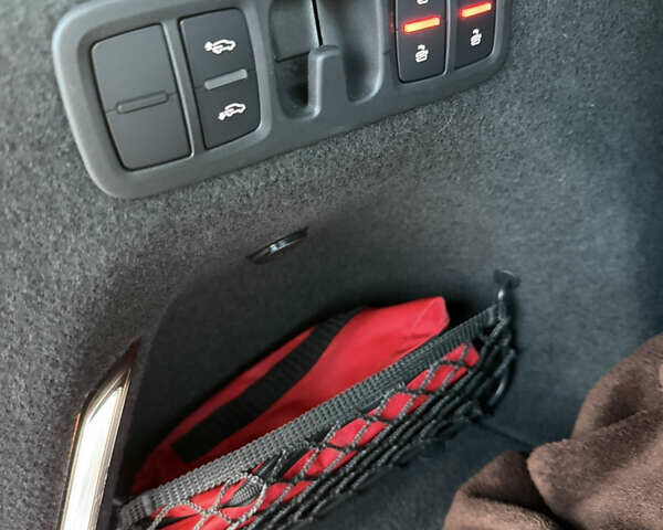 Белый Ауди Ку 7, объемом двигателя 3 л и пробегом 68 тыс. км за 60000 $, фото 24 на Automoto.ua