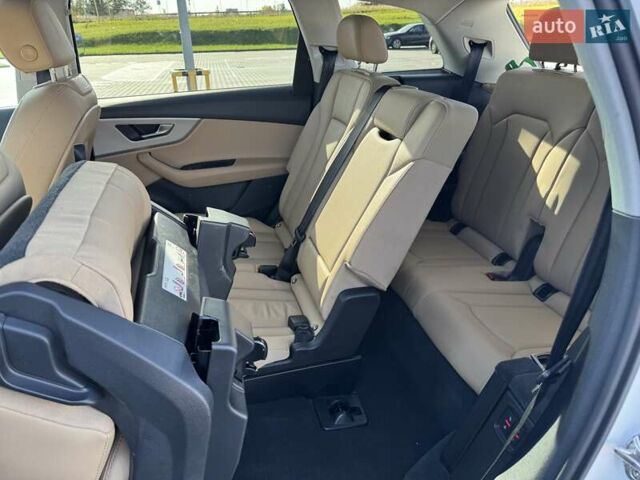 Білий Ауді Ку 7, об'ємом двигуна 2.97 л та пробігом 67 тис. км за 75000 $, фото 15 на Automoto.ua